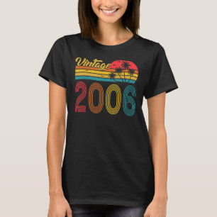 17 Years Old Retro Vintage 2006 17th Birthday T-Shirt