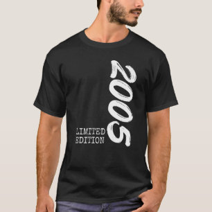 17th Birthday Boy 17 Years Decoration Girl 2005 F T-Shirt