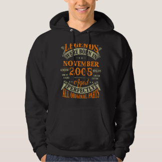 17th Birthday  Legends Born In November 2005 17 Yr Hoodie