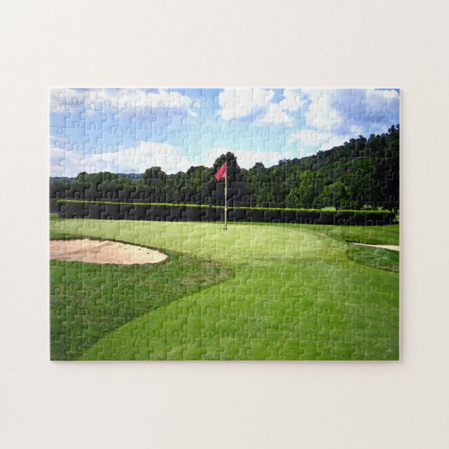 18th Hole Golf Jigsaw Puzzle (Horizontal)