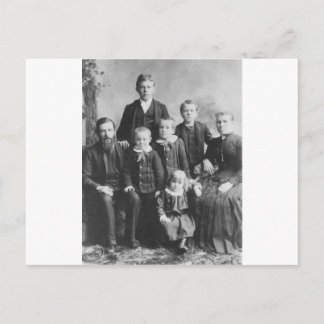 1900's Family Portrait Postcard