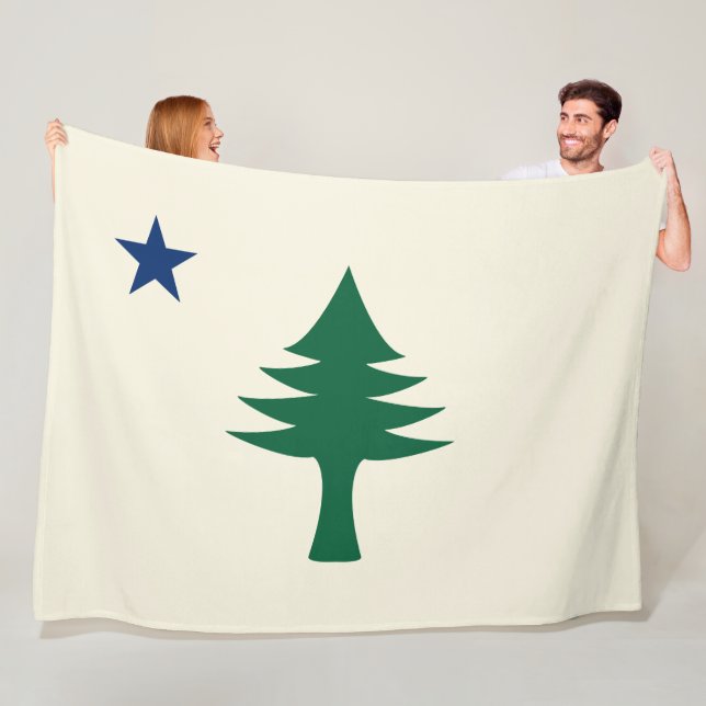 1901 Maine Flag Fleece Blanket (In Situ)