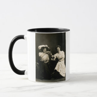 1905 Beer Drinking Girlfriends Mug