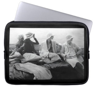 1928 Art Deco Flapper Fashion Vogue Photo Shoot Laptop Sleeve