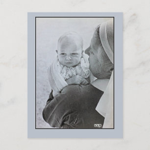 1950 Anne, Princess Royal as a baby Postcard