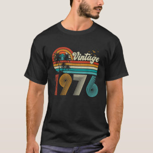 1976 50 Year Old Limited Edition Born in 1976 T-Shirt