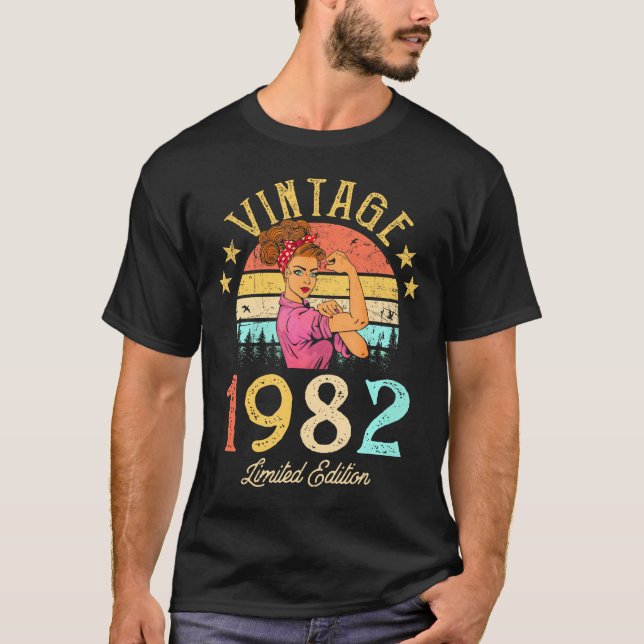 1982 Made In 1982 40Th Birthday Women 40 Years Old T-Shirt (Front)