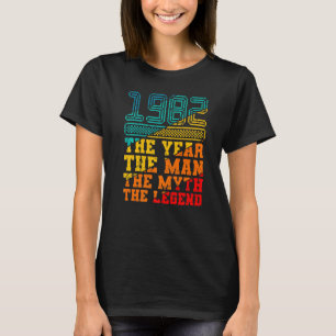 1982 The Year A man of Myth 40th birthday Men T-Shirt