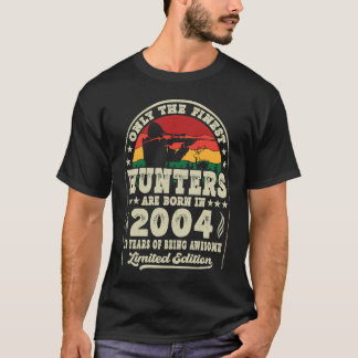 19 Year Old Deer Hunting Hunters Vintage 2004 19th T-Shirt