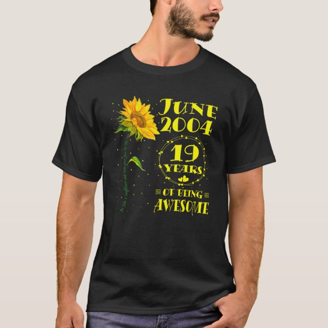 19th Birthday 19 Year Old Sunflower  Girls June 20 T-Shirt (Front)