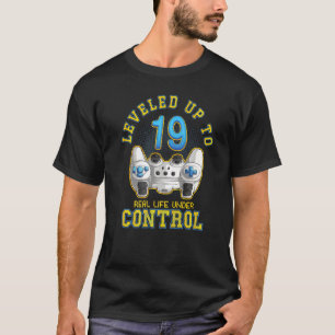 19th Birthday Gamer Levelled Up To 19 Years Gaming T-Shirt