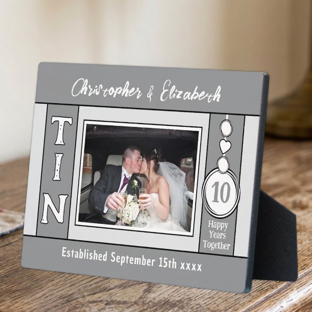 1 photo 10th anniversary grey plaque (Creator Uploaded)