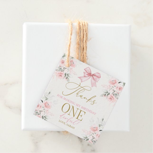 1st Birthday Girl with bow Favour Tags (In Situ)