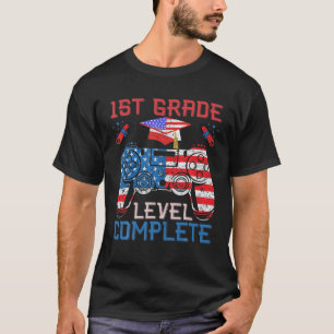 1St Grade Level Complete Class Of 2022 American Fl T-Shirt