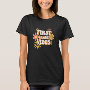 1st Grade Teacher Elementary Teacher Retro Vintage T-Shirt