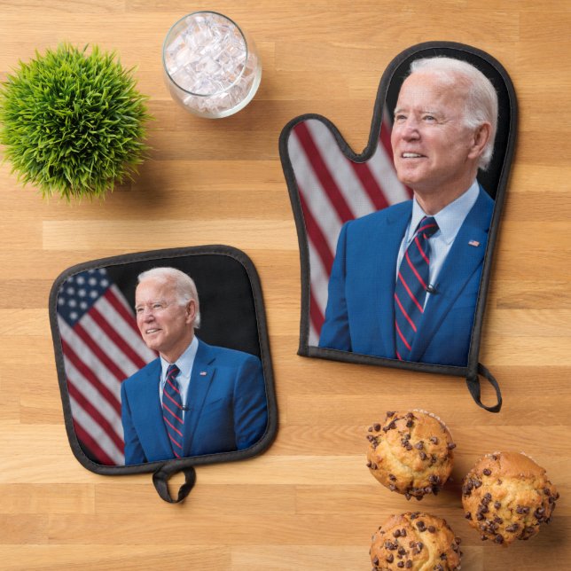 2021 Joe Biden US President Portrait Oven Mitt & Pot Holder Set (Top Down)
