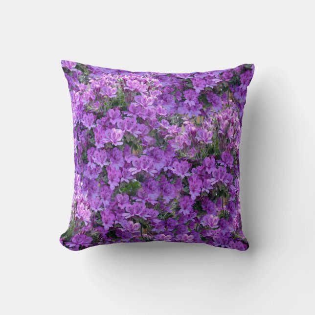 2022 colour of the year flowers cushion (Front)