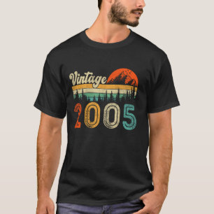 20 Year Old Gift Men Women Vintage 2005 20th Birth T-Shirt