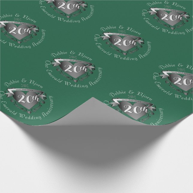 20th Wedding Anniversary Emerald w Heart Emblem Wrapping Paper (Corner)