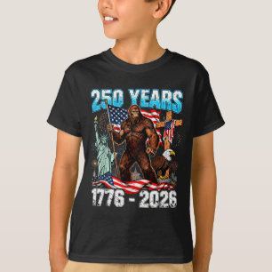 250 years usa 1776 2026 patriotic freedom bigfoot T-Shirt
