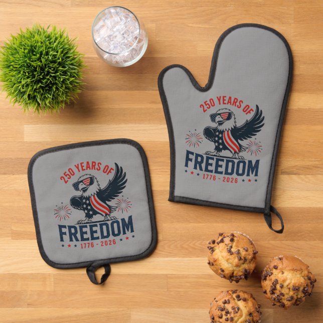 250th USA Anniversary  Oven Mitt & Pot Holder Set (Top Down)