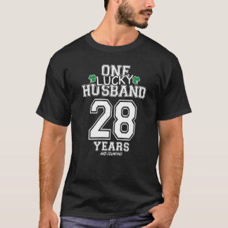 28 Years Lucky Husband Funny St Patrick's Day Anni T-Shirt