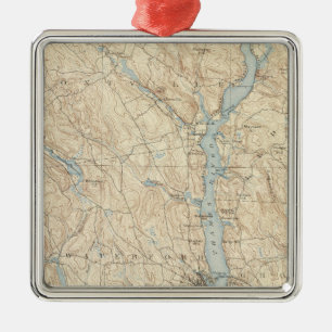 29 New London sheet Metal Tree Decoration