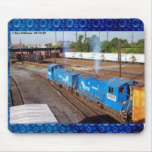 2 Conrail SW-1001's Mouse Mat