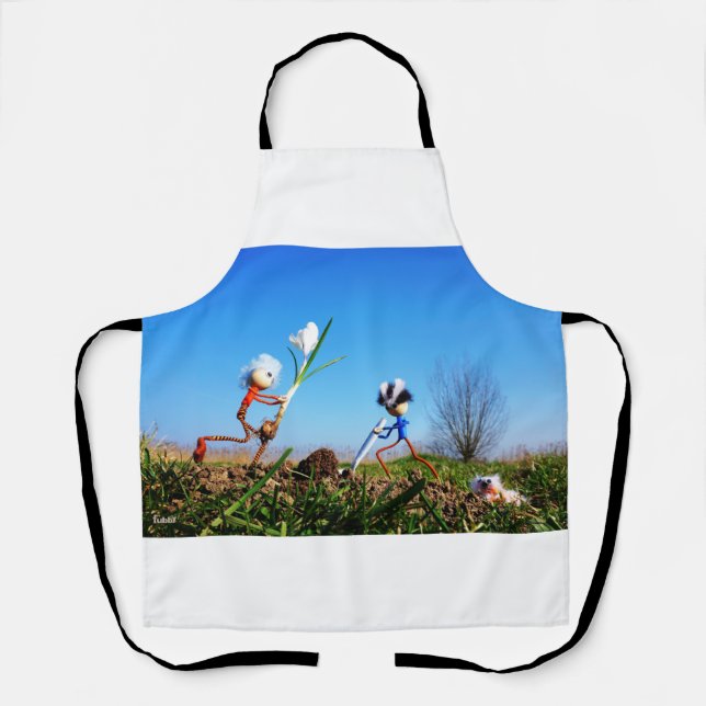 2 Fubby's planting a sphere of crockery. Apron (Front)