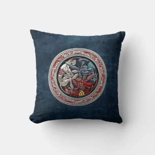 [300] Celtic Treasures - Three Dogs on Silver Cushion