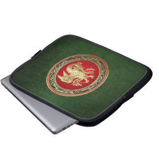 [300] Icelandic Dragon, Landvættir [Gold] Laptop Sleeve
