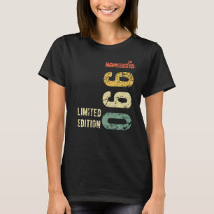 33 Years Old  1990  Retro 33rd Birthday T-Shirt