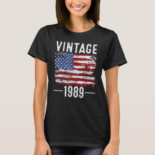 33rd Birthday Usa Flag Vintage American Flag 1989 T-Shirt