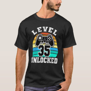 35 Year Old Vintage Level Unlocked 35th Birthday G T-Shirt