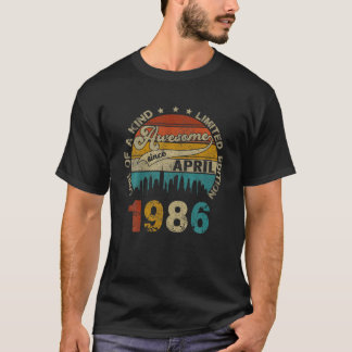 35 Years Old Birthday Gift Awesome Since April 198 T-Shirt