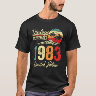39 Yr Old Vintage September 1983 39th T-Shirt