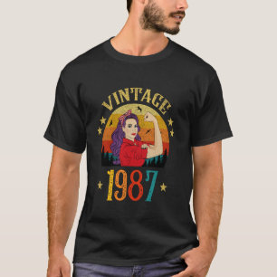 39th Birthday Gift 39 Years Old for Women Retro Vi T-Shirt