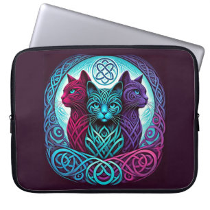 3 Colourful Cats Circle Laptop Sleeve