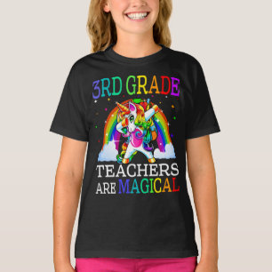 3rd Grade Teachers Are Magical Unicorn = T-Shirt