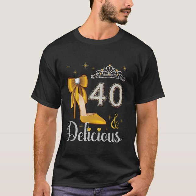 40 And Delicious 40th Birthday 40 Years Old Bday Q T-Shirt (Front)
