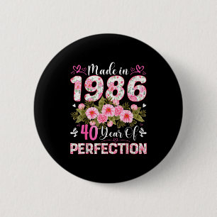 40 Year Old Made In 1986 Floral 40th Birthday Wome 6 Cm Round Badge