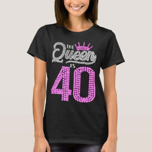 40 Year Old  This Queen is 40th Birthday diamond c T-Shirt