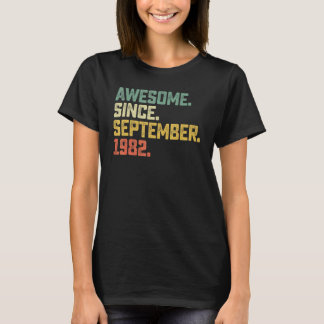 40 Years Old  Awesome Since September 1982 40th Bi T-Shirt