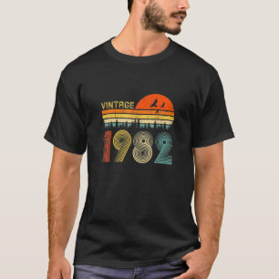 40Th Birthday Gift Vintage 1982 Retro Bday 40 Year T-Shirt