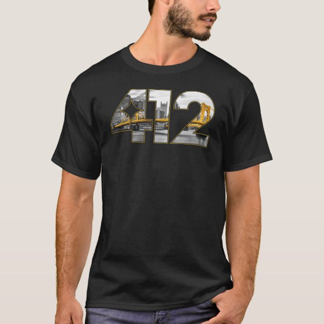 412  Pittsburgh Skyline Classic TShirt1139png1139 T-Shirt (Front)