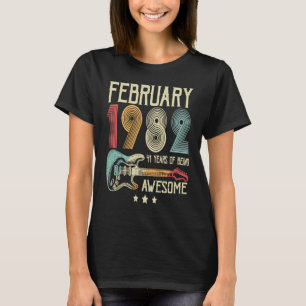 41st Birthday Retro Guitar February 1982 41 Years T-Shirt