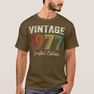44 Years Old Gift Vintage 1977 Limited Edition 44t T-Shirt