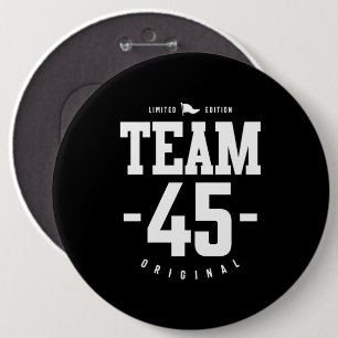 45 Years Old - 45th Birthday Funny Gift 6 Cm Round Badge