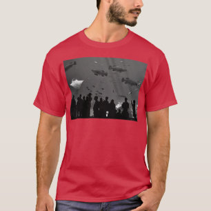 4 Groupers and a Manta BW T-Shirt
