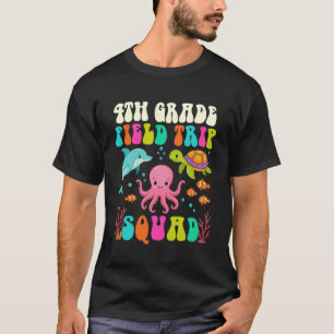 4th Grade Field Trip Squad Aquarium Ocean Sea Fiel T-Shirt